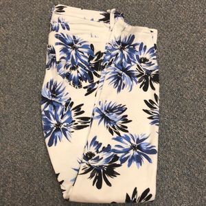GAP Legging Floral Jeans used maybe 3 times